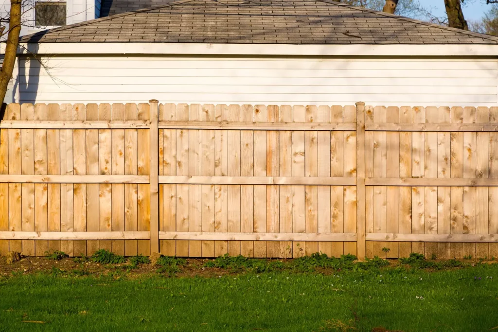 The Difference Between Composite and Wooden Fence Boards