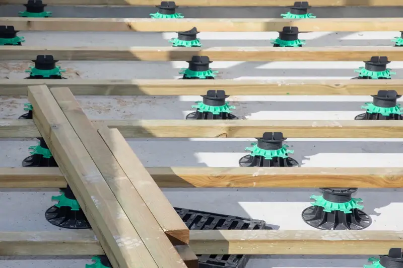 6 Tips to Install Deck Joists for Composite Decking